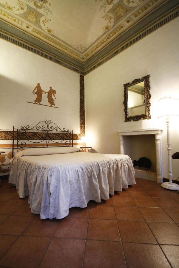 Antica Residenza Cicogna Bed and Breakfast Siena Esterno foto