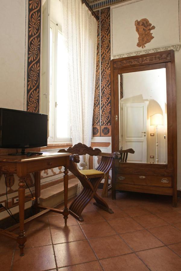 Antica Residenza Cicogna Bed and Breakfast Siena Esterno foto