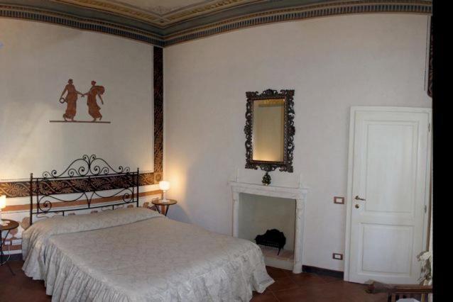 Antica Residenza Cicogna Bed and Breakfast Siena Esterno foto